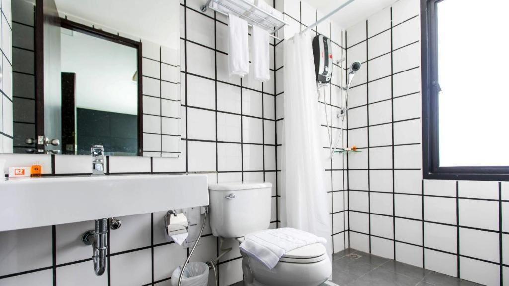 B2 Boutique & Budget Phuket