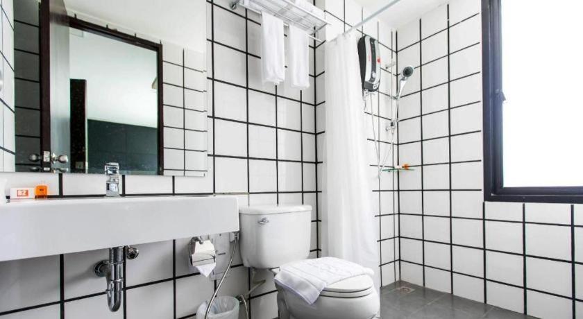 B2 Boutique & Budget 3* Phuket